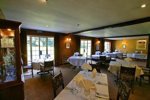 The Three Cocks Coaching Inn Glasbury Dış mekan fotoğraf
